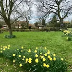 Woodlands - Rural Retreat - Near York